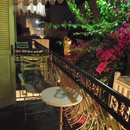 Zorzis Guest house