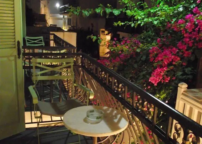 Zorzis Πανσιόν